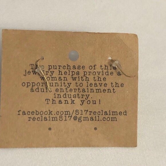 Reclaimed Handmade Cream & Gold Ball Dangle Earrings NOC - Picture 3 of 6